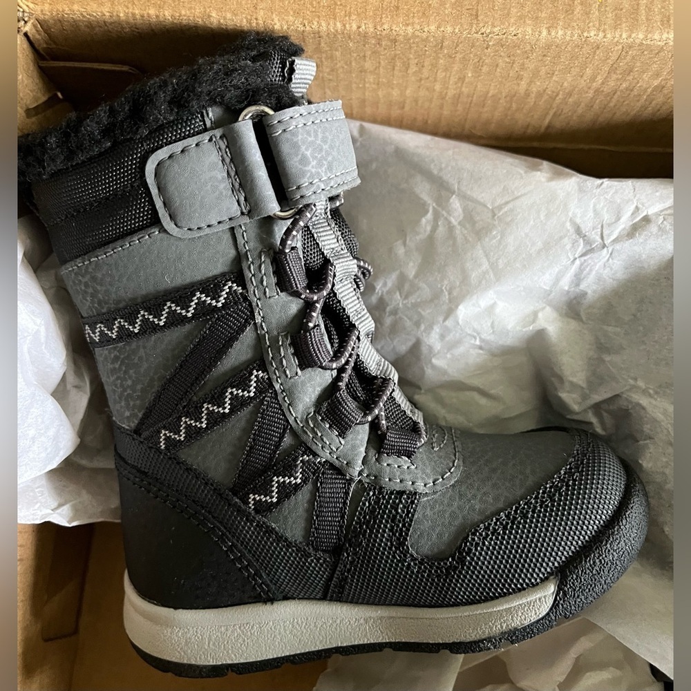 NIB Merrell Boy’s Snow Crush Cold Weather Boots, Pull Loops; Size 4 Toddler